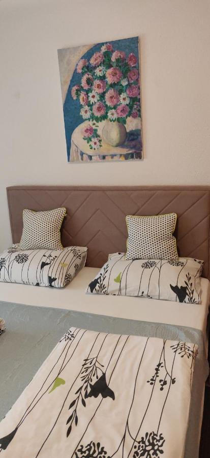 House Lucija Apartment โปเรช ภายนอก รูปภาพ